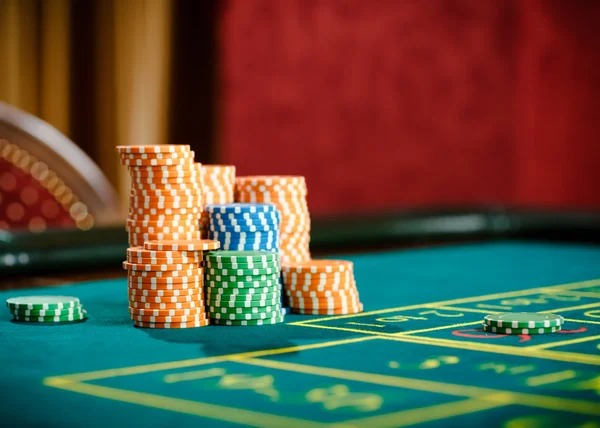 Live blackjack on urshifu — real croupier, real-time action Live blackjack table interface